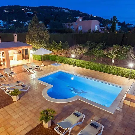 Tino Villa *